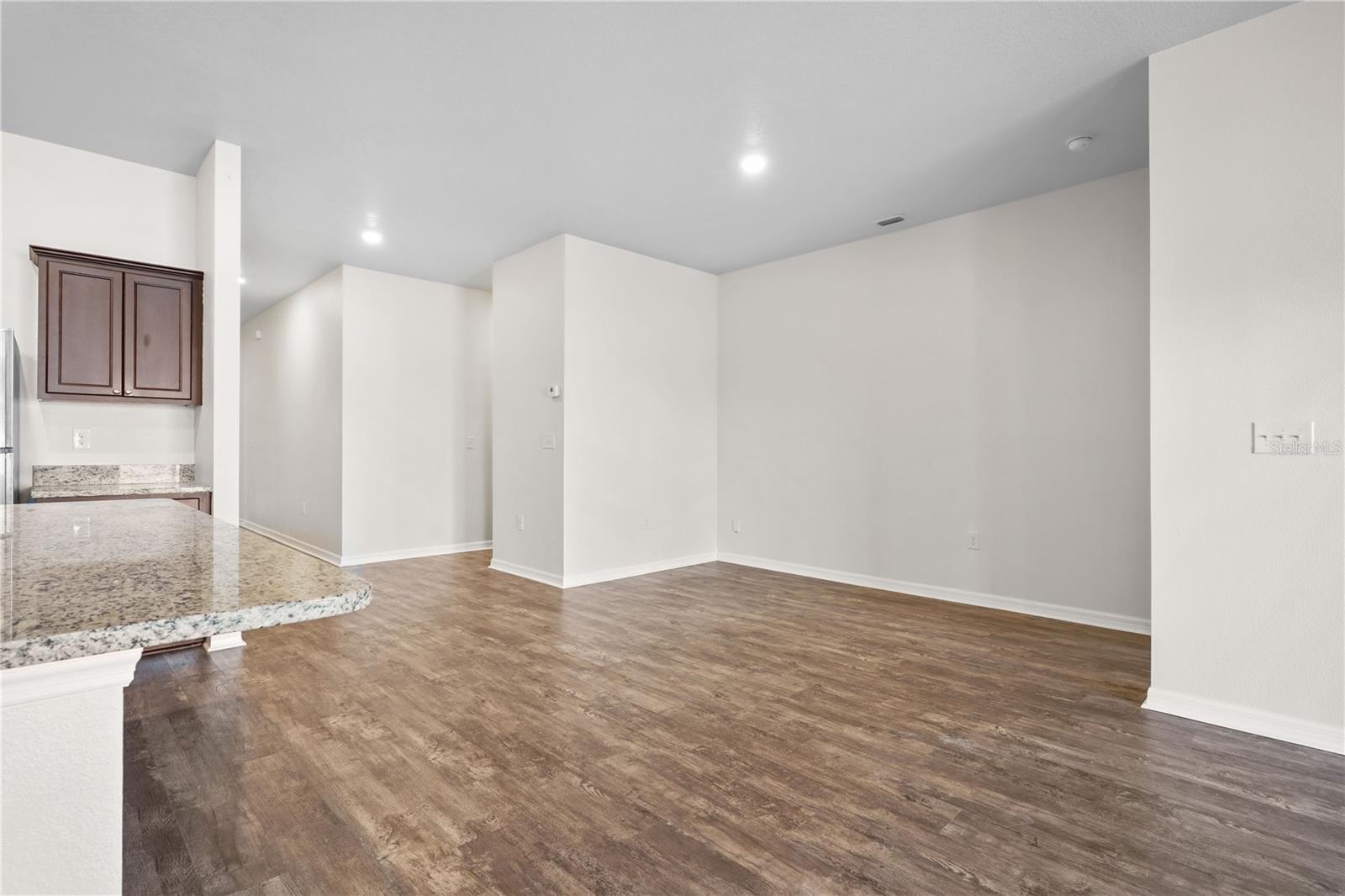 Image 16 of 38 For 3009 Neverland Drive