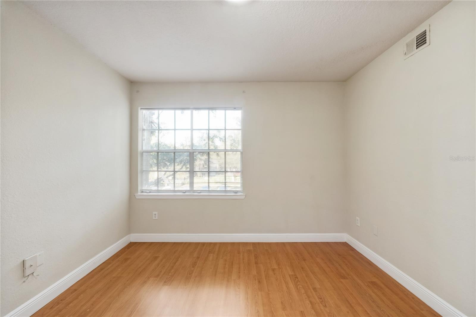 Image 9 of 15 For 2532 Robert Trent Jones Drive 1522