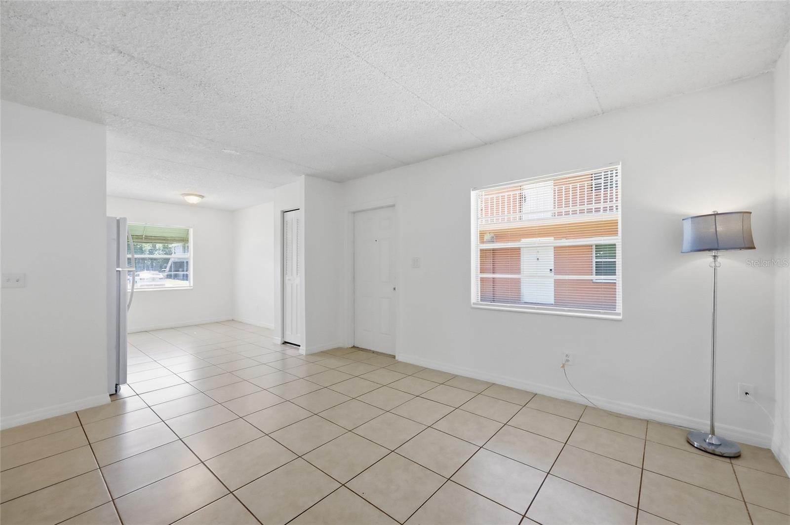 Image 11 of 45 For 705 Michigan Court 1-4