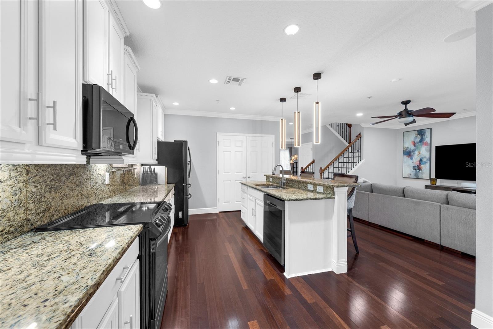 Image 24 of 51 For 5373 Chatas Lane