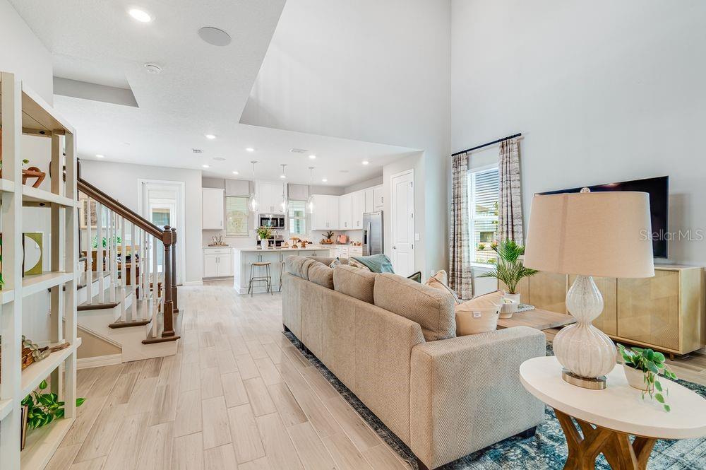 Image 33 of 59 For 5157 Firestone Alley