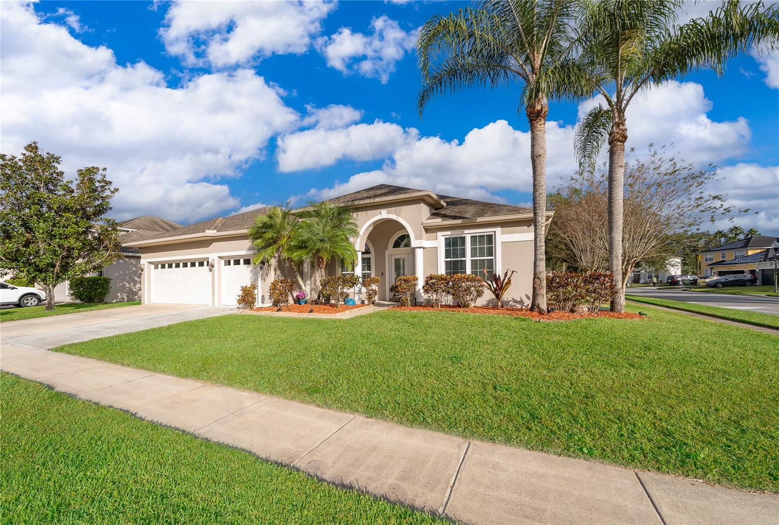 Image 3 of 40 For 2730 Old Redpine Way