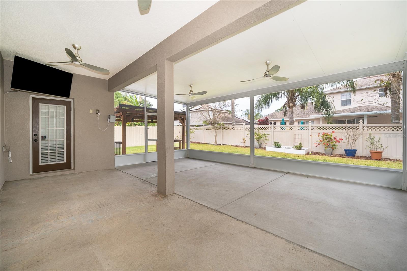 Image 33 of 40 For 2730 Old Redpine Way