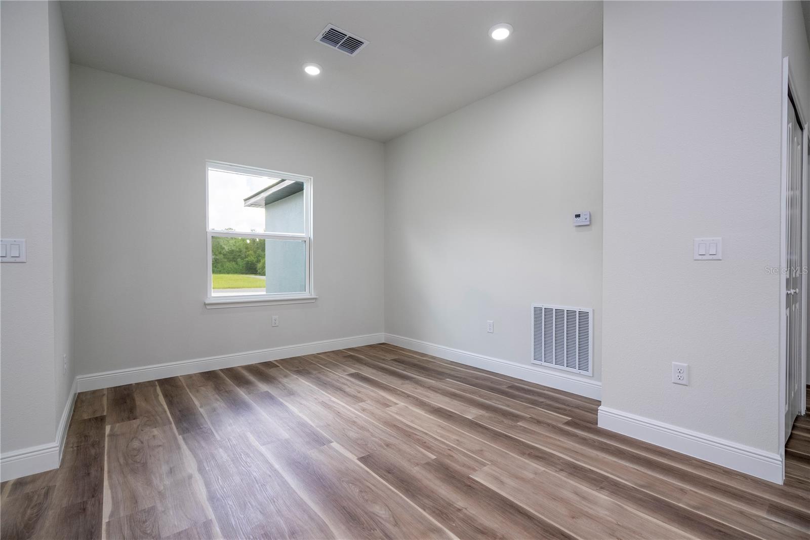 Image 2 of 70 For 14599 48th Avenue