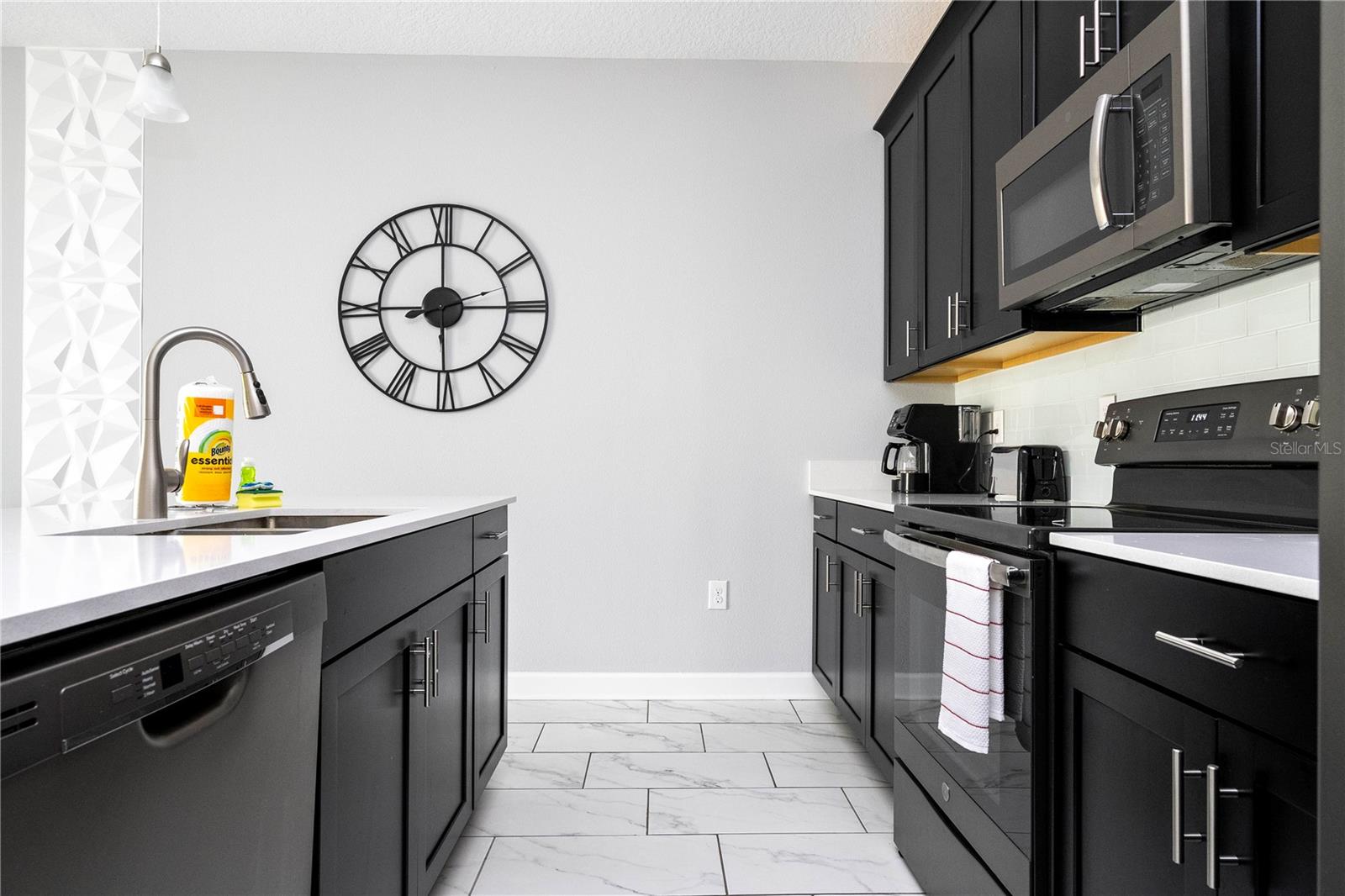 Image 43 of 97 For 8987 Cabot Cliffs Drive