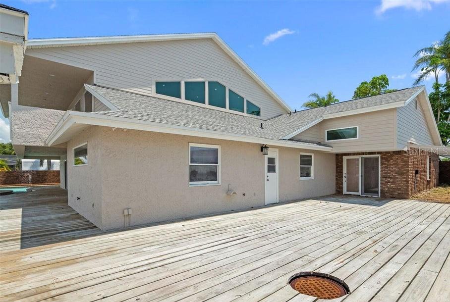 Image 58 of 70 For 397 Milford Point Drive