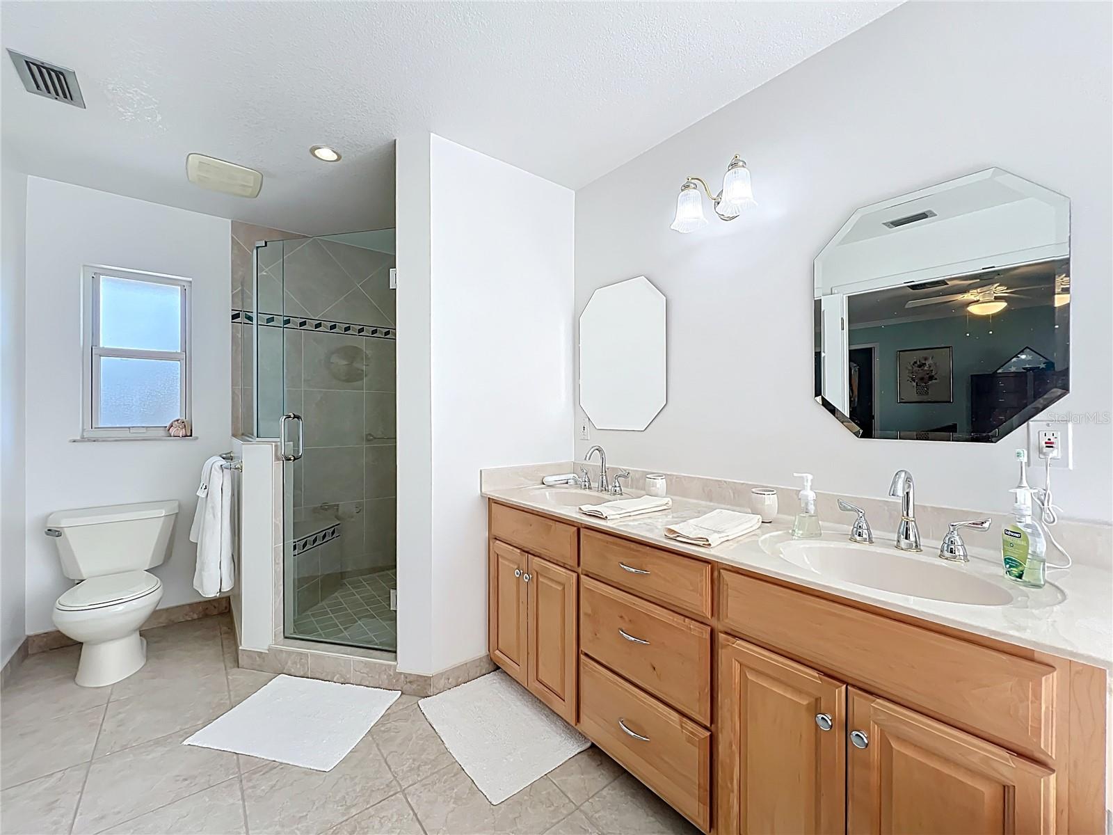 Image 22 of 58 For 516 Fernwood Drive