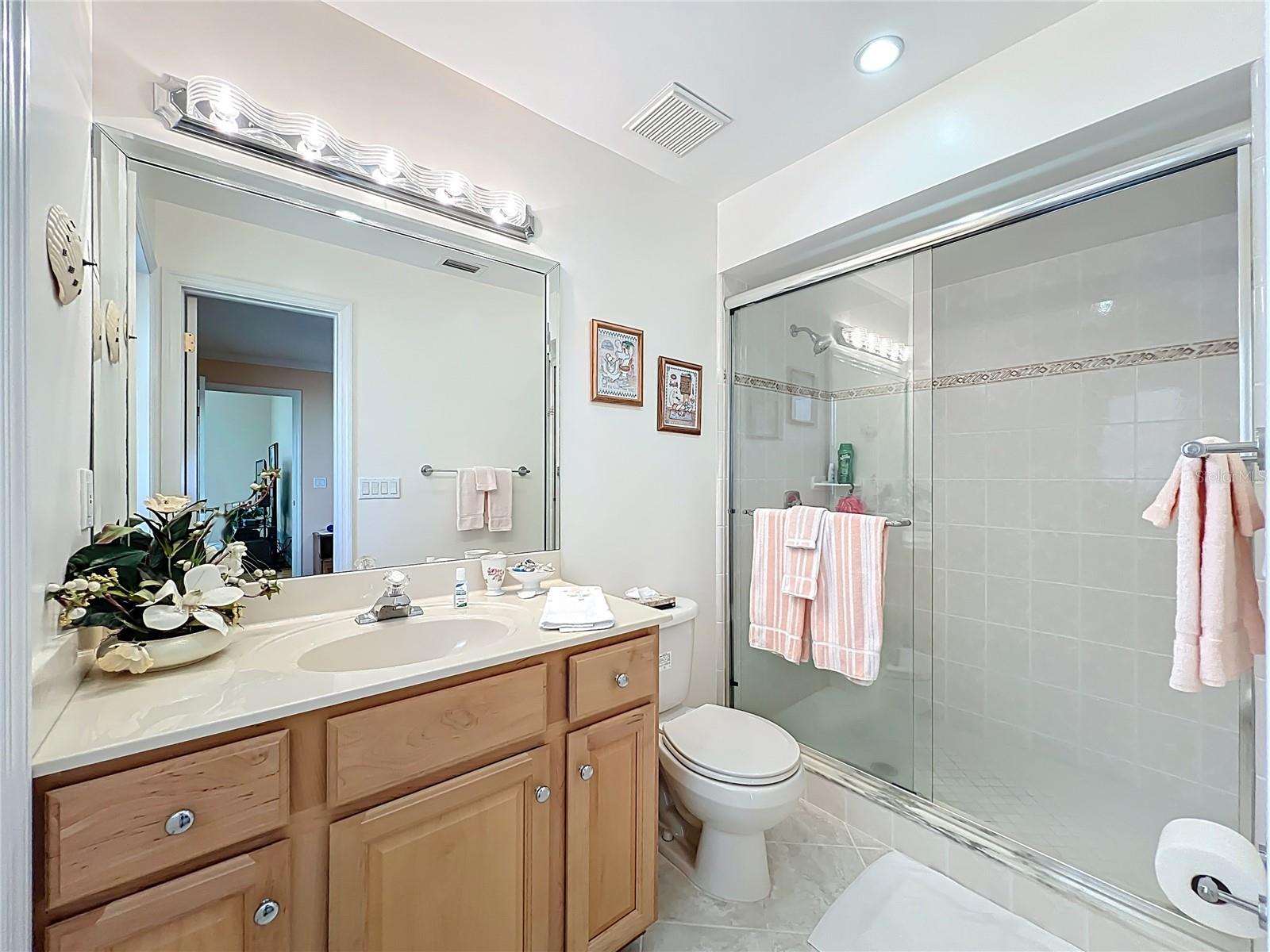 Image 26 of 58 For 516 Fernwood Drive