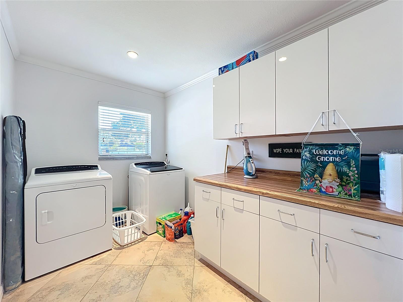 Image 32 of 58 For 516 Fernwood Drive