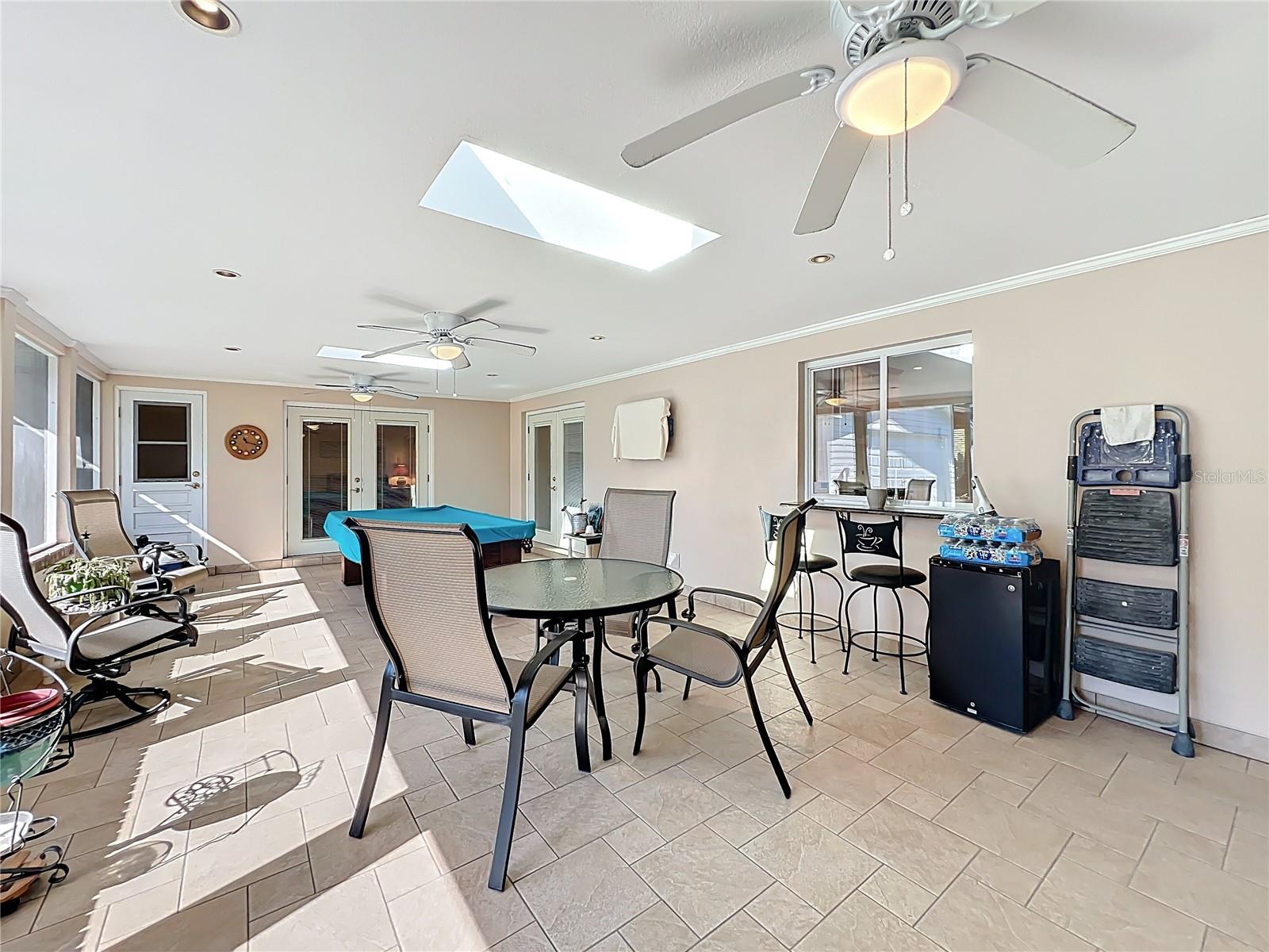 Image 33 of 58 For 516 Fernwood Drive