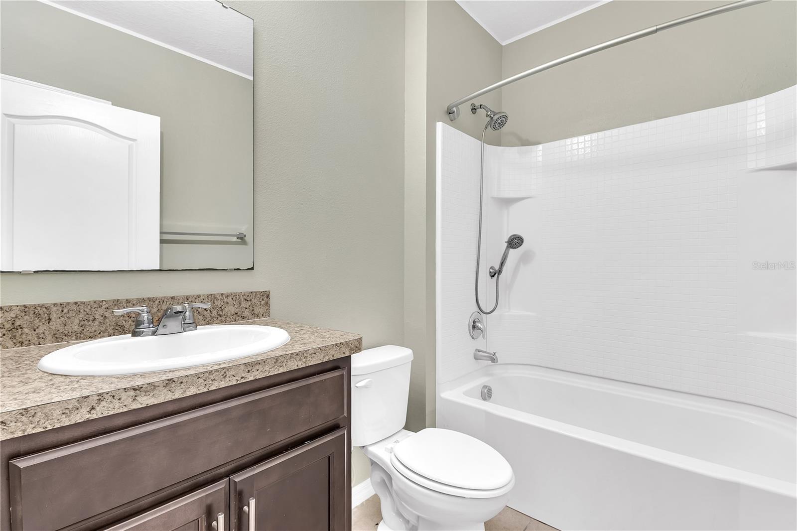 Image 27 of 35 For 849 Sheen Circle