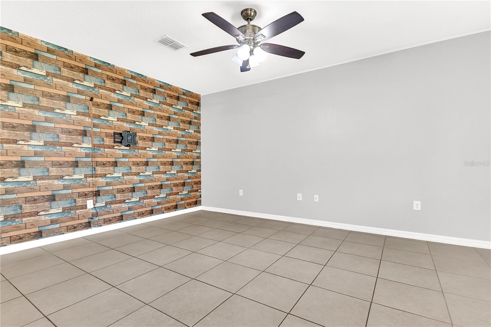 Image 10 of 35 For 849 Sheen Circle