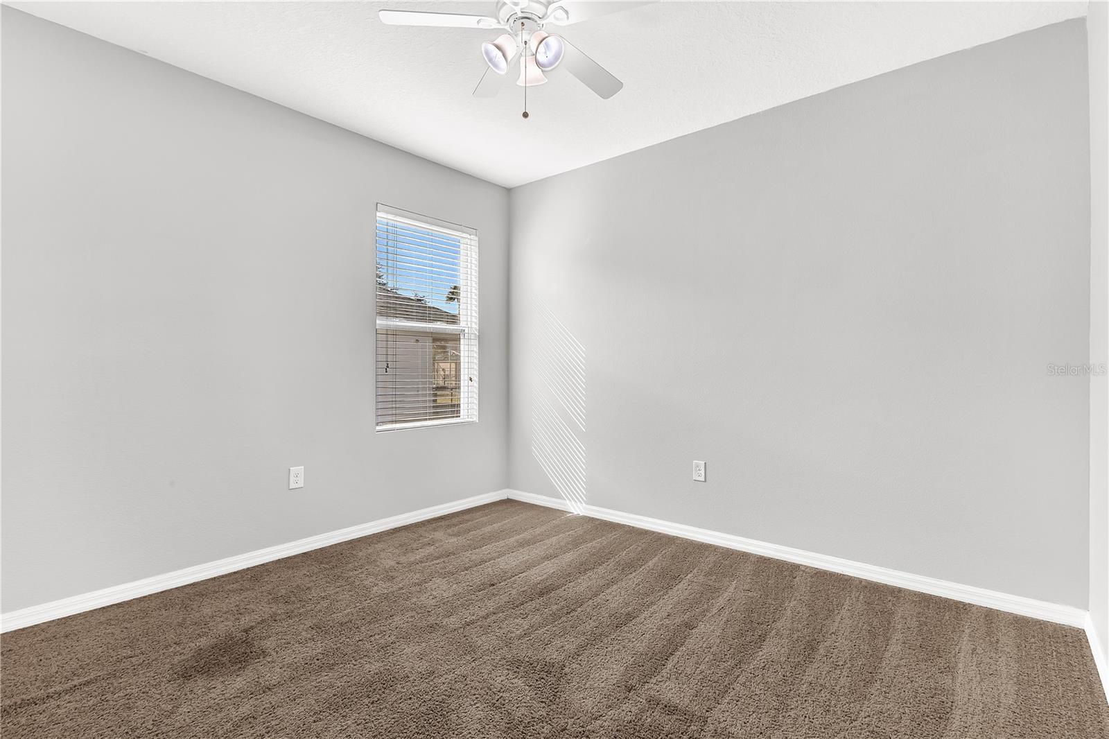 Image 26 of 35 For 849 Sheen Circle