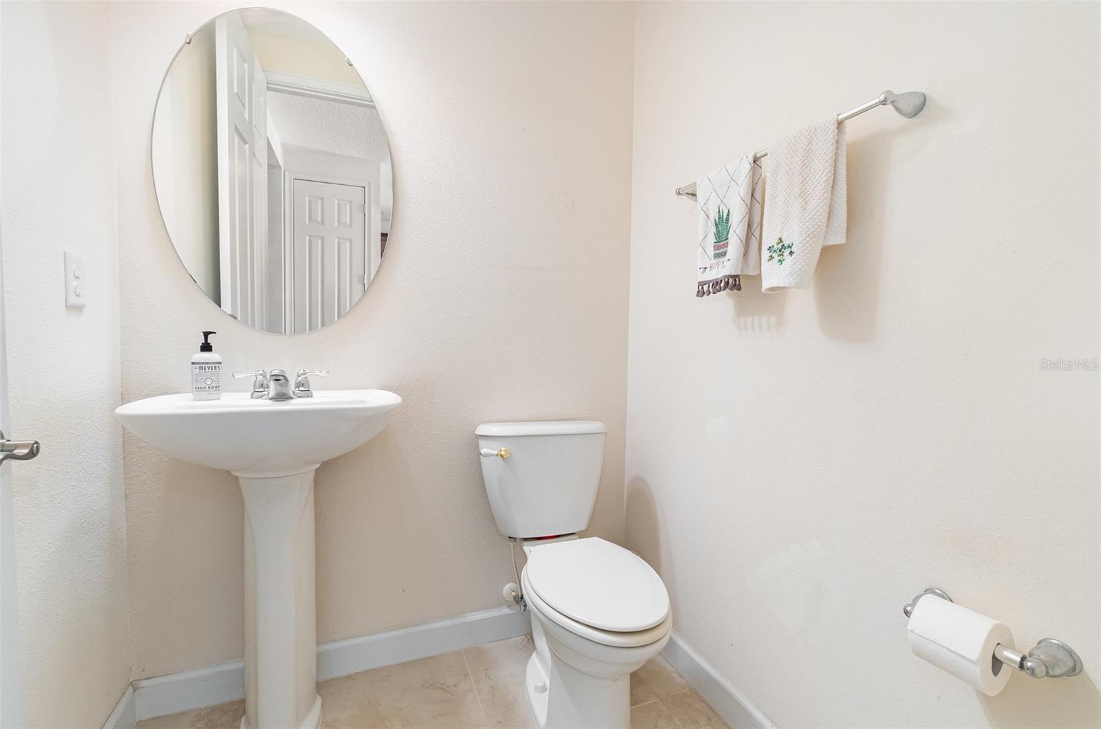 Image 11 of 31 For 669 Hangnest Lane