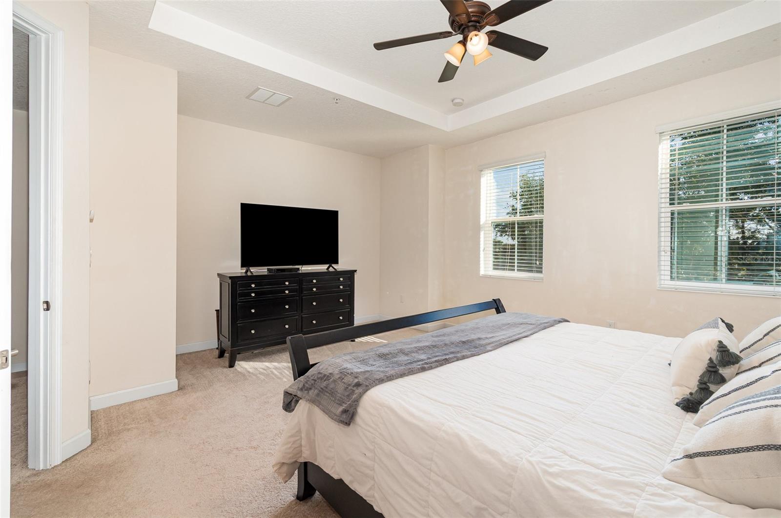 Image 13 of 31 For 669 Hangnest Lane