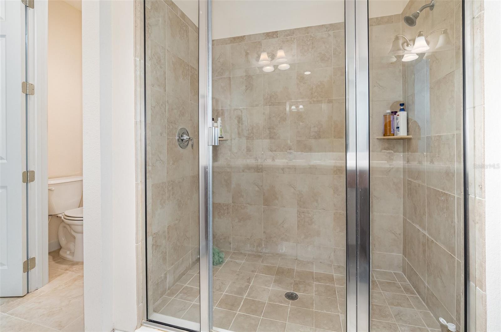 Image 16 of 31 For 669 Hangnest Lane