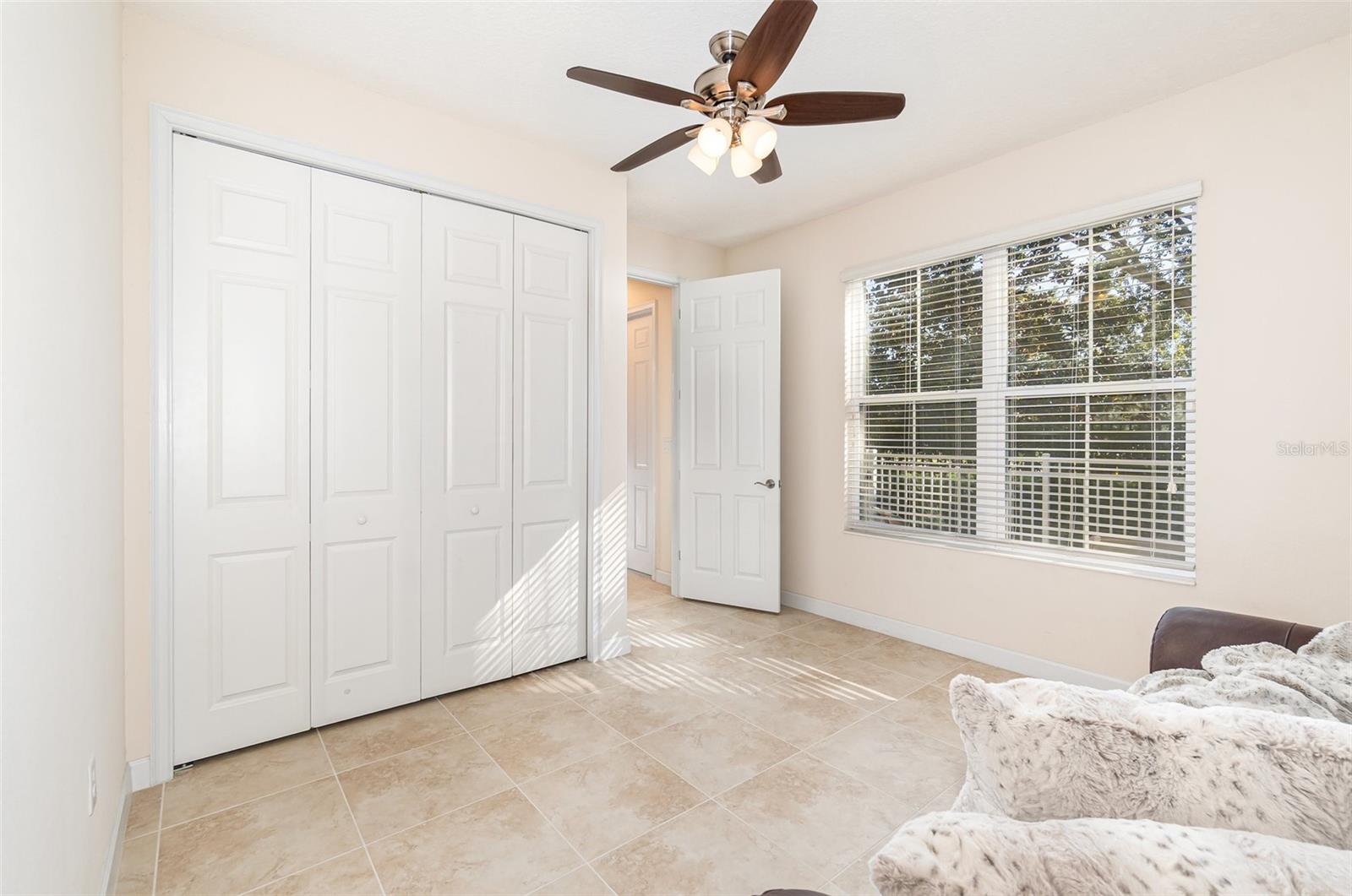 Image 21 of 31 For 669 Hangnest Lane