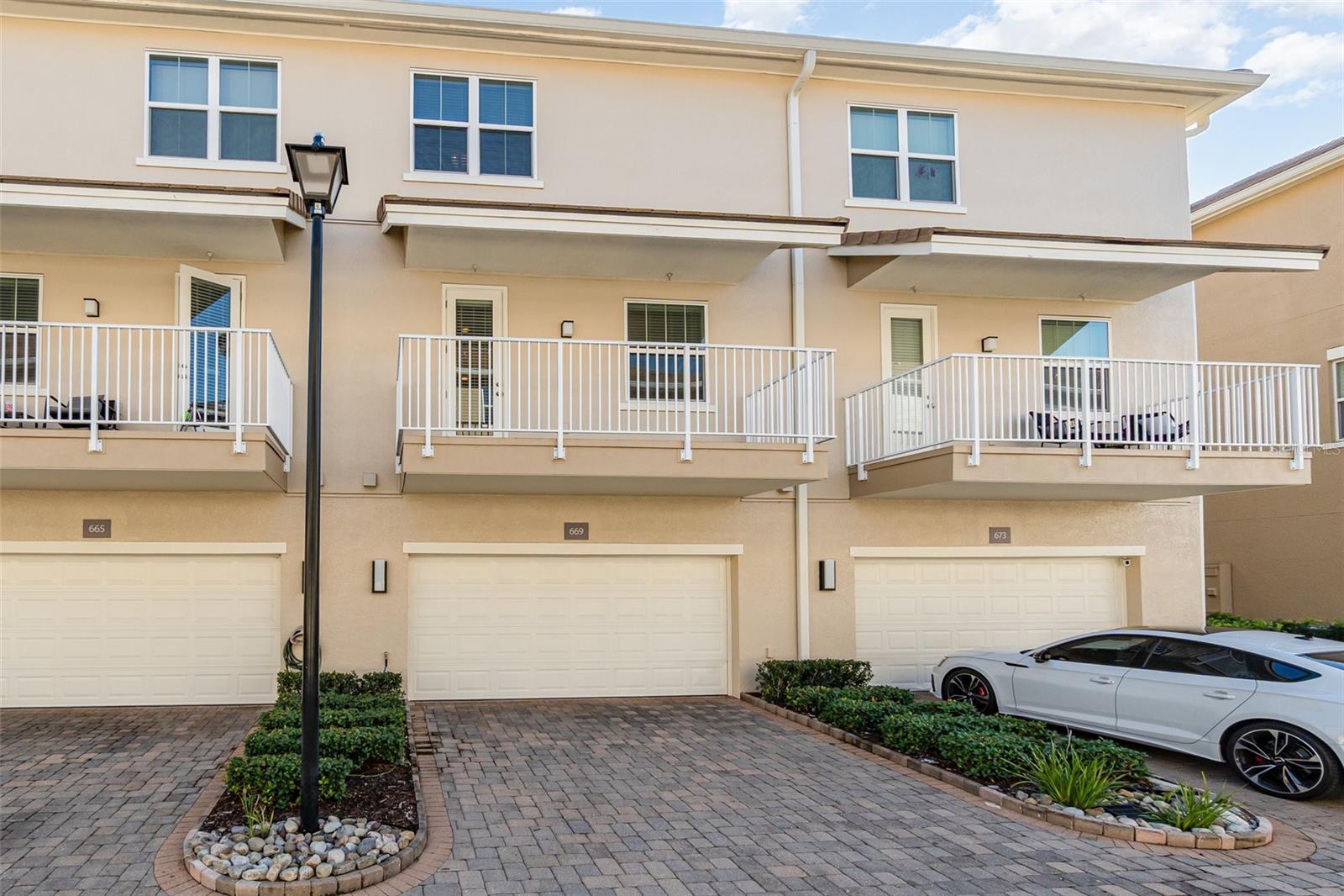 Image 28 of 31 For 669 Hangnest Lane