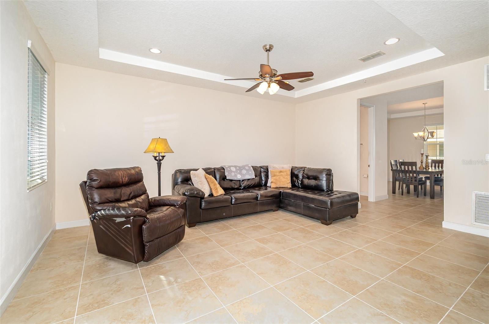 Image 6 of 31 For 669 Hangnest Lane