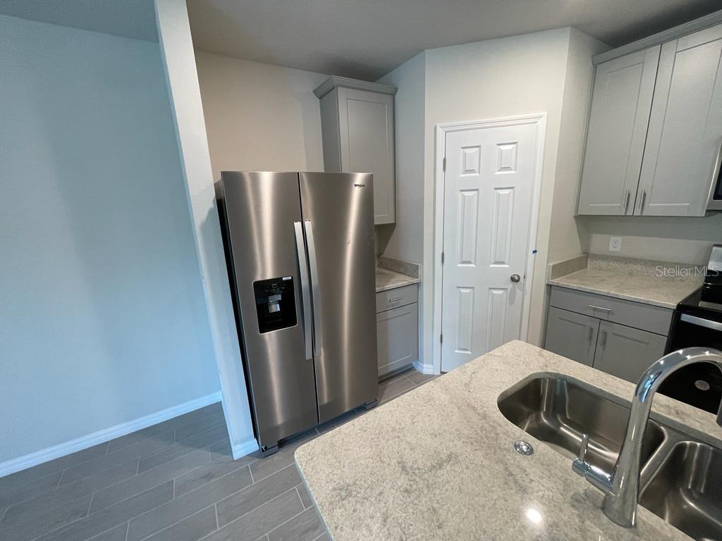 Image 10 of 55 For 418 Legacy Loop