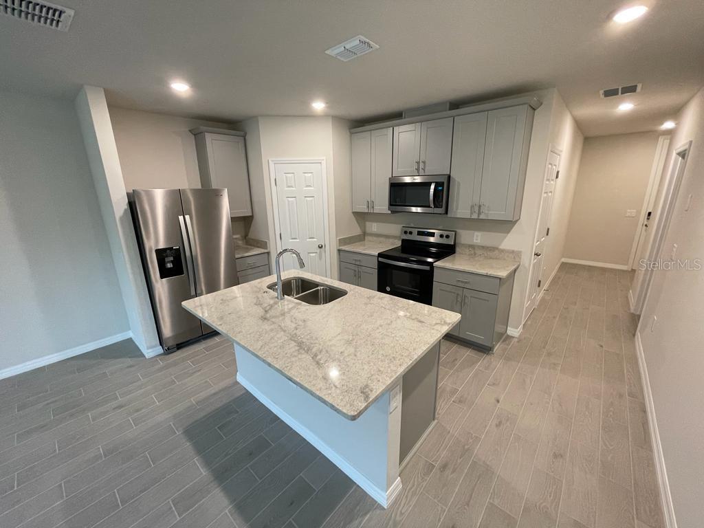 Image 13 of 55 For 418 Legacy Loop