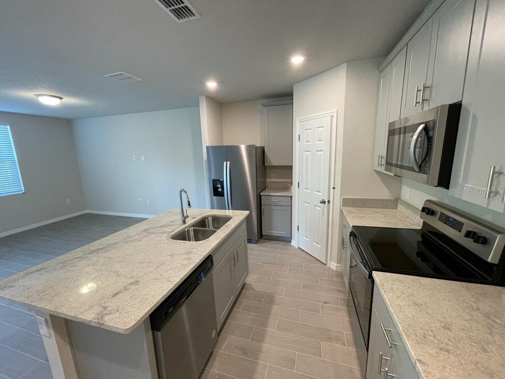 Image 14 of 55 For 418 Legacy Loop