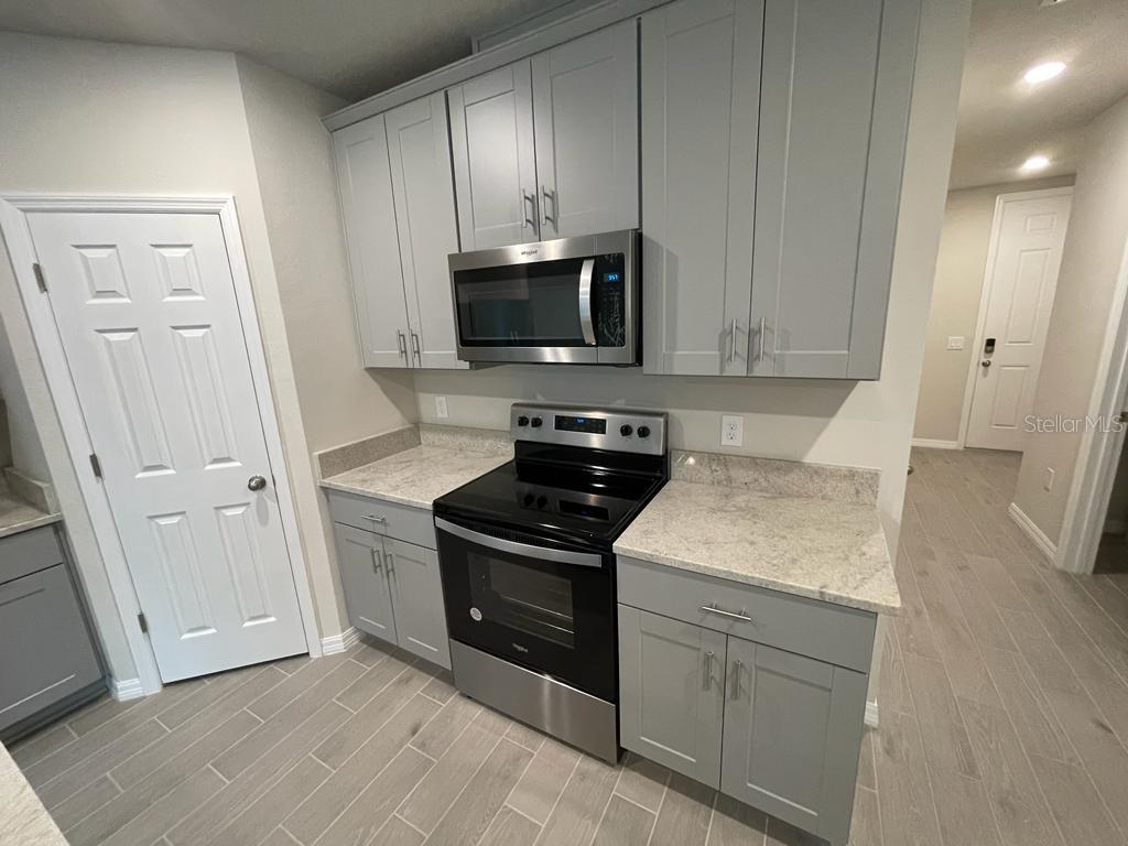 Image 15 of 55 For 418 Legacy Loop