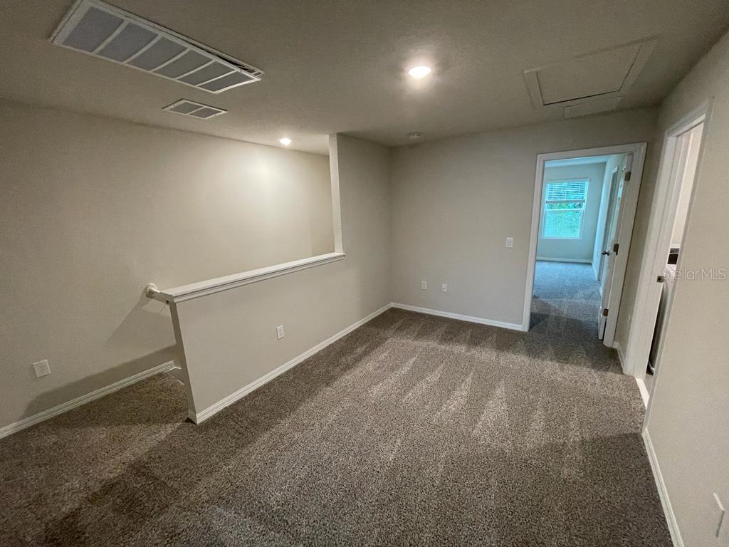 Image 27 of 55 For 418 Legacy Loop