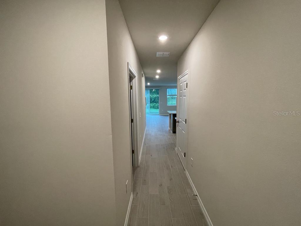 Image 4 of 55 For 418 Legacy Loop