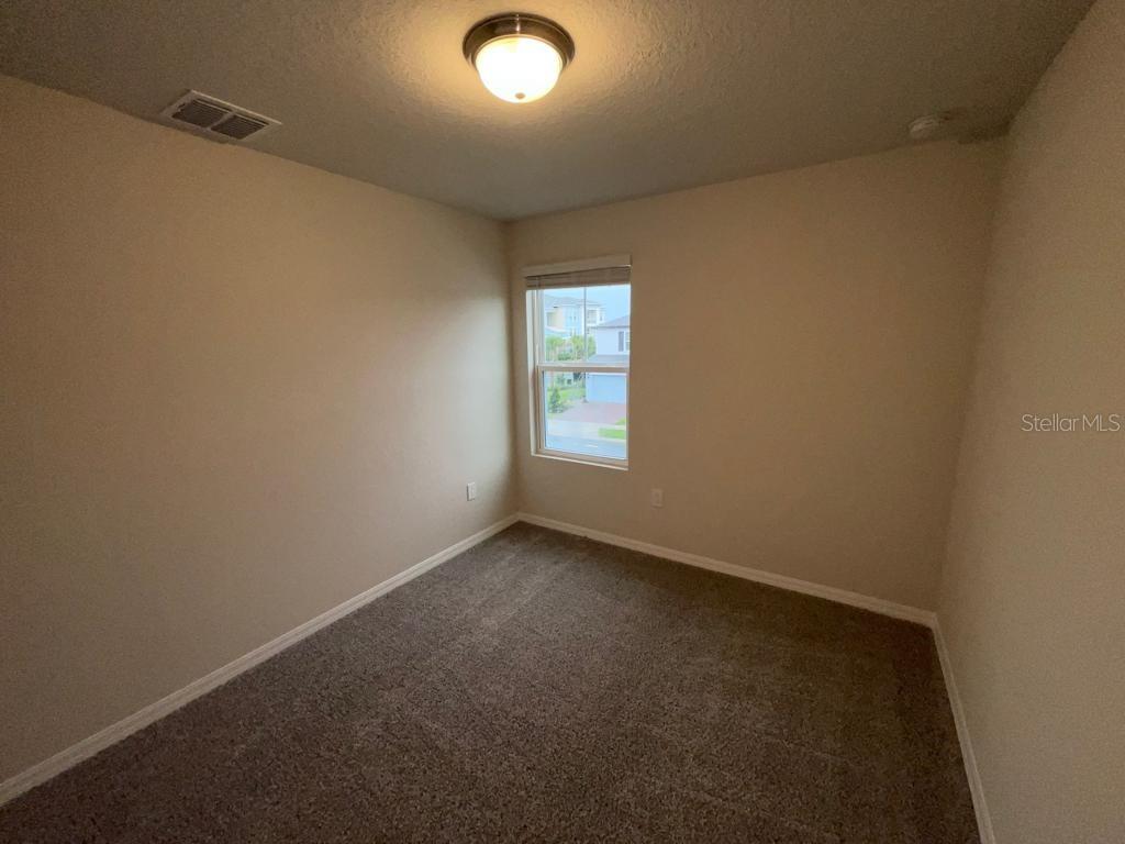 Image 42 of 55 For 418 Legacy Loop