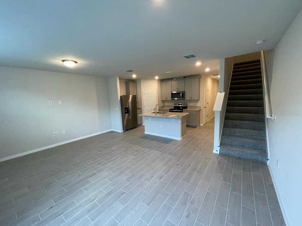 Image 7 of 55 For 418 Legacy Loop