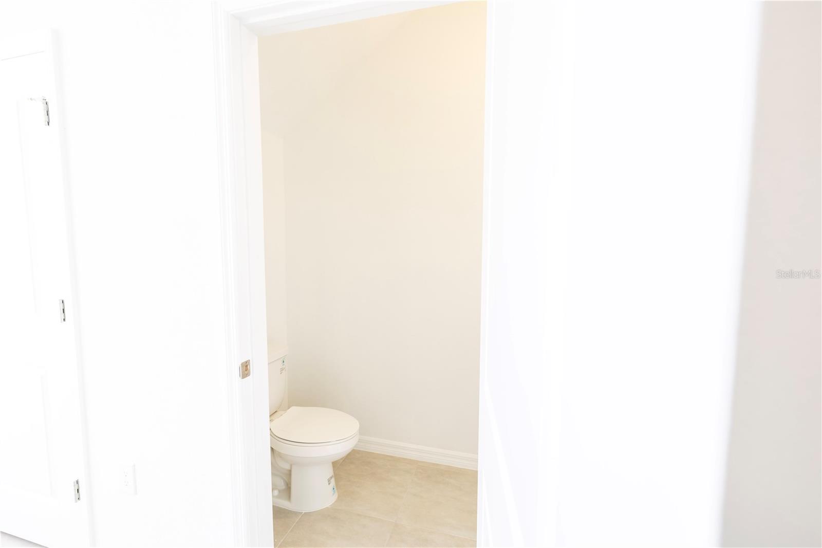 Image 26 of 76 For 7609 Waterscape Drive