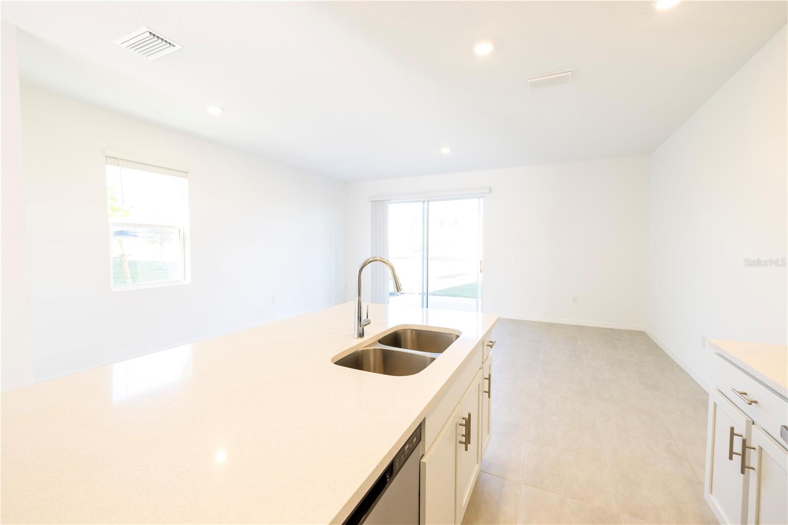 Image 30 of 76 For 7609 Waterscape Drive