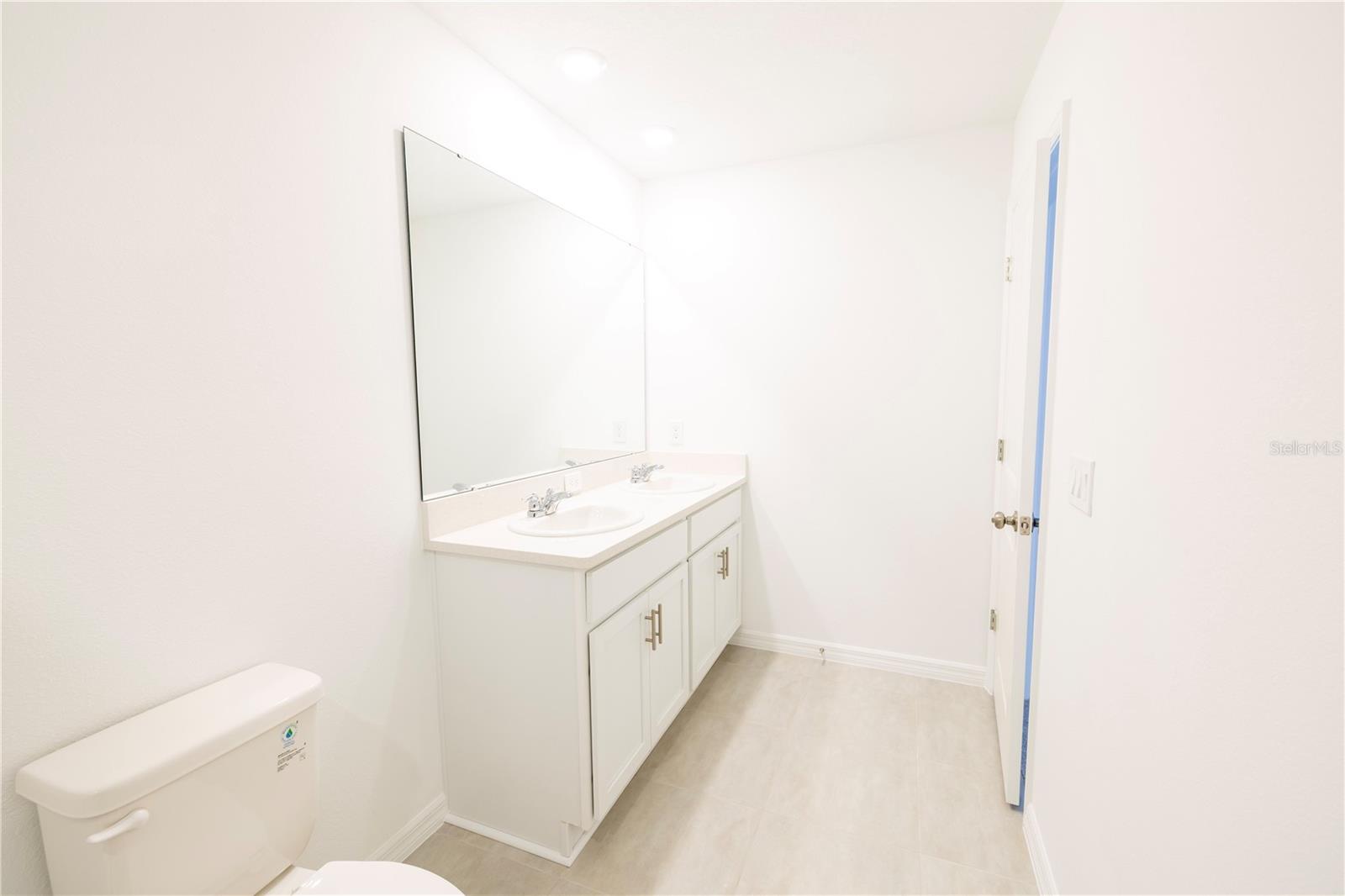 Image 46 of 76 For 7609 Waterscape Drive