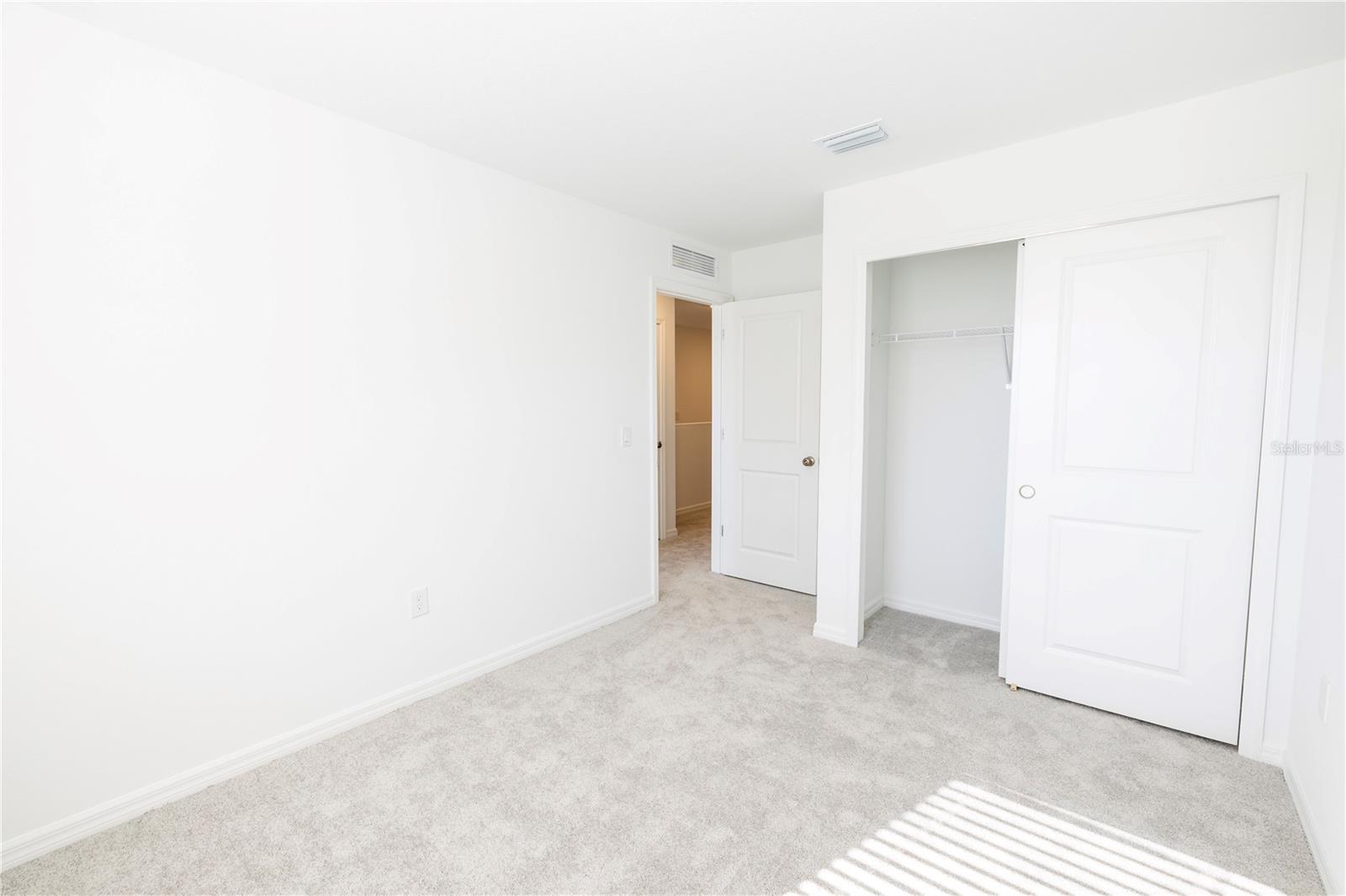 Image 53 of 76 For 7609 Waterscape Drive