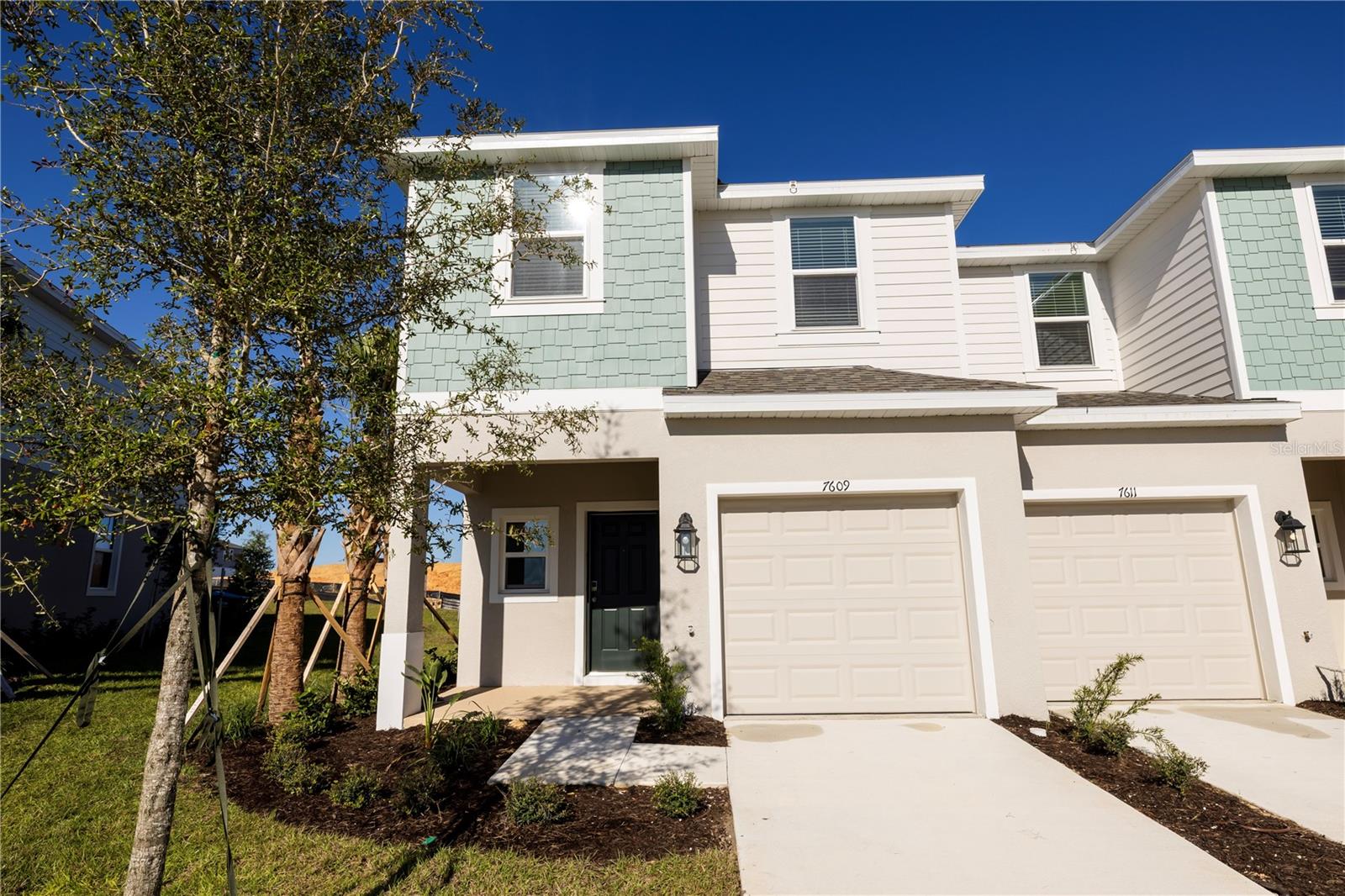 Image 9 of 76 For 7609 Waterscape Drive