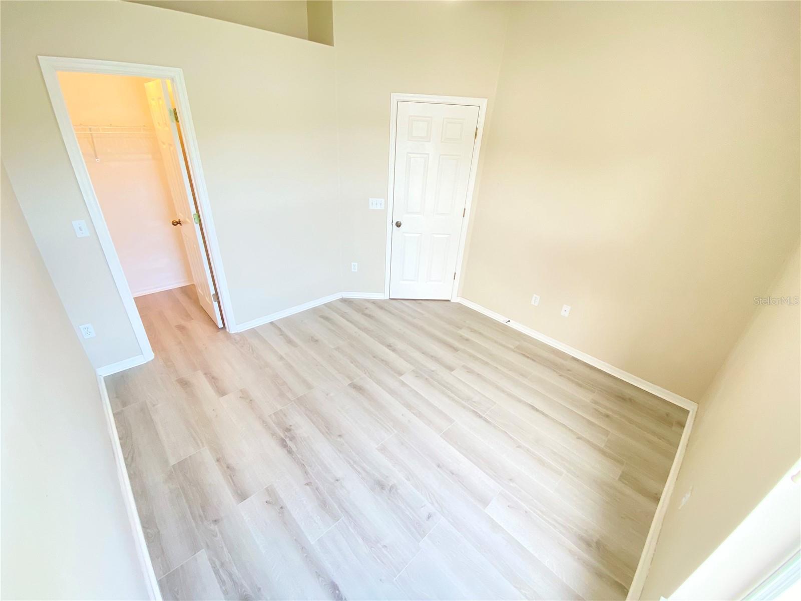 Image 20 of 56 For 513 Hardwood Circle