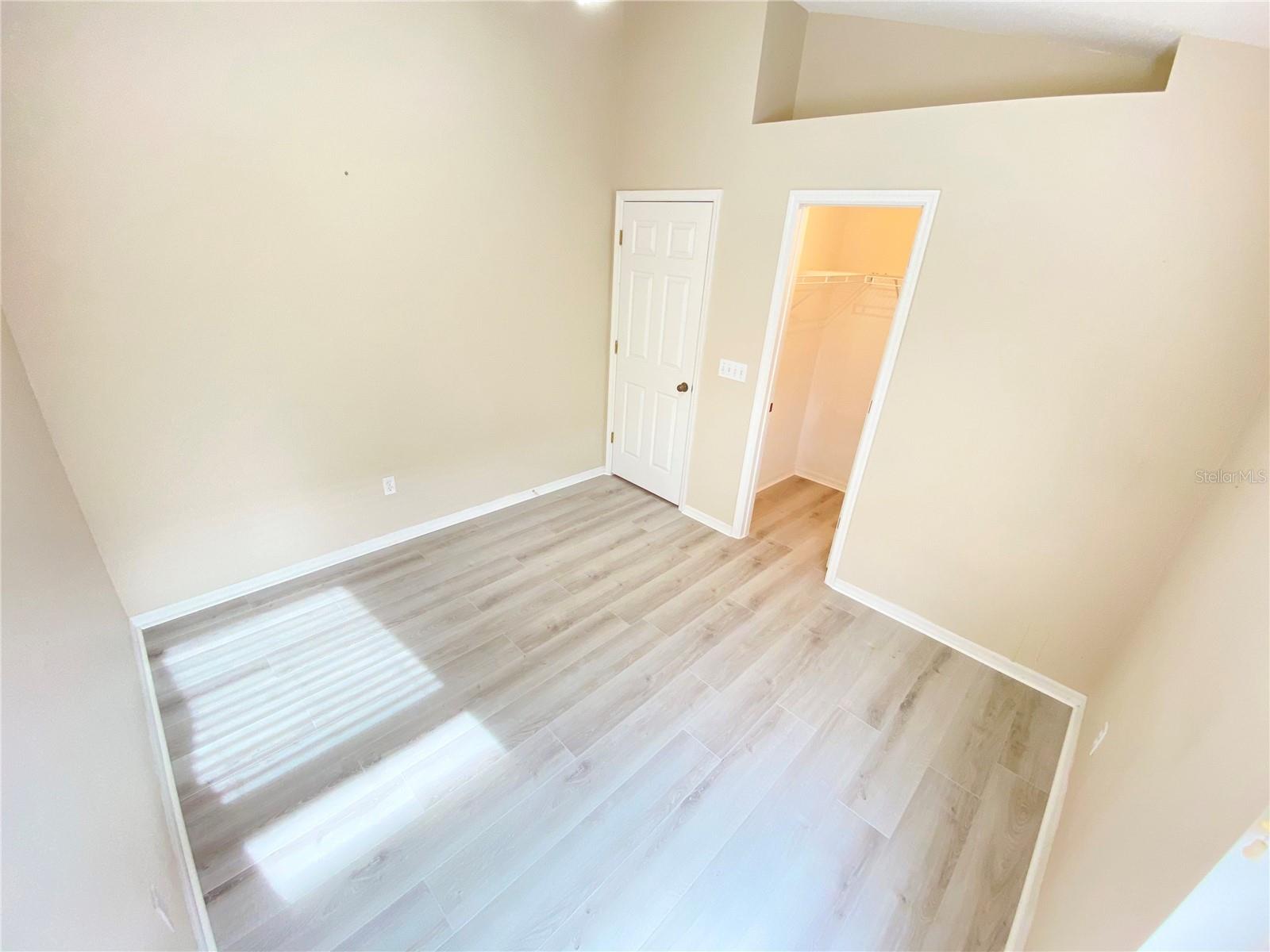 Image 25 of 56 For 513 Hardwood Circle