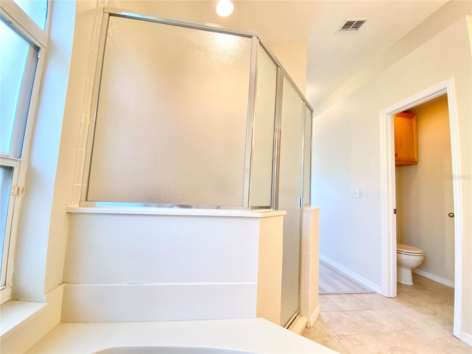 Image 40 of 56 For 513 Hardwood Circle