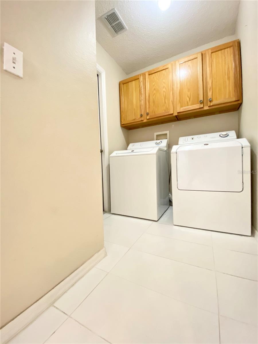 Image 42 of 56 For 513 Hardwood Circle