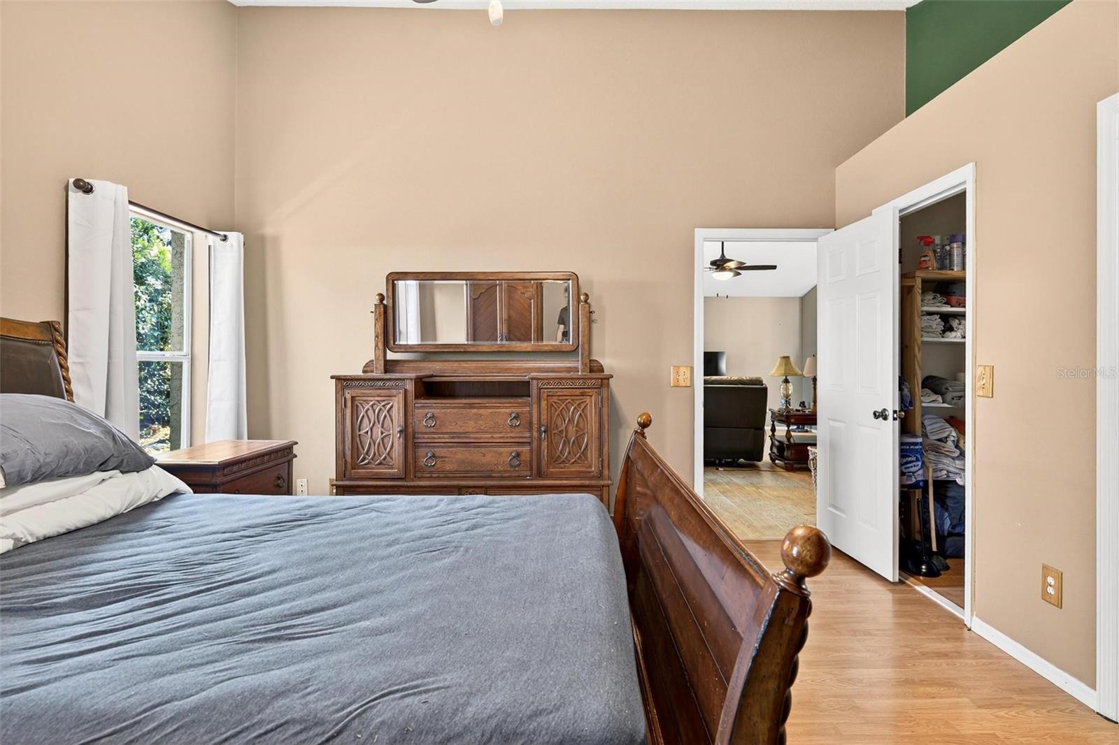 Image 30 of 48 For 1140 Windy Way