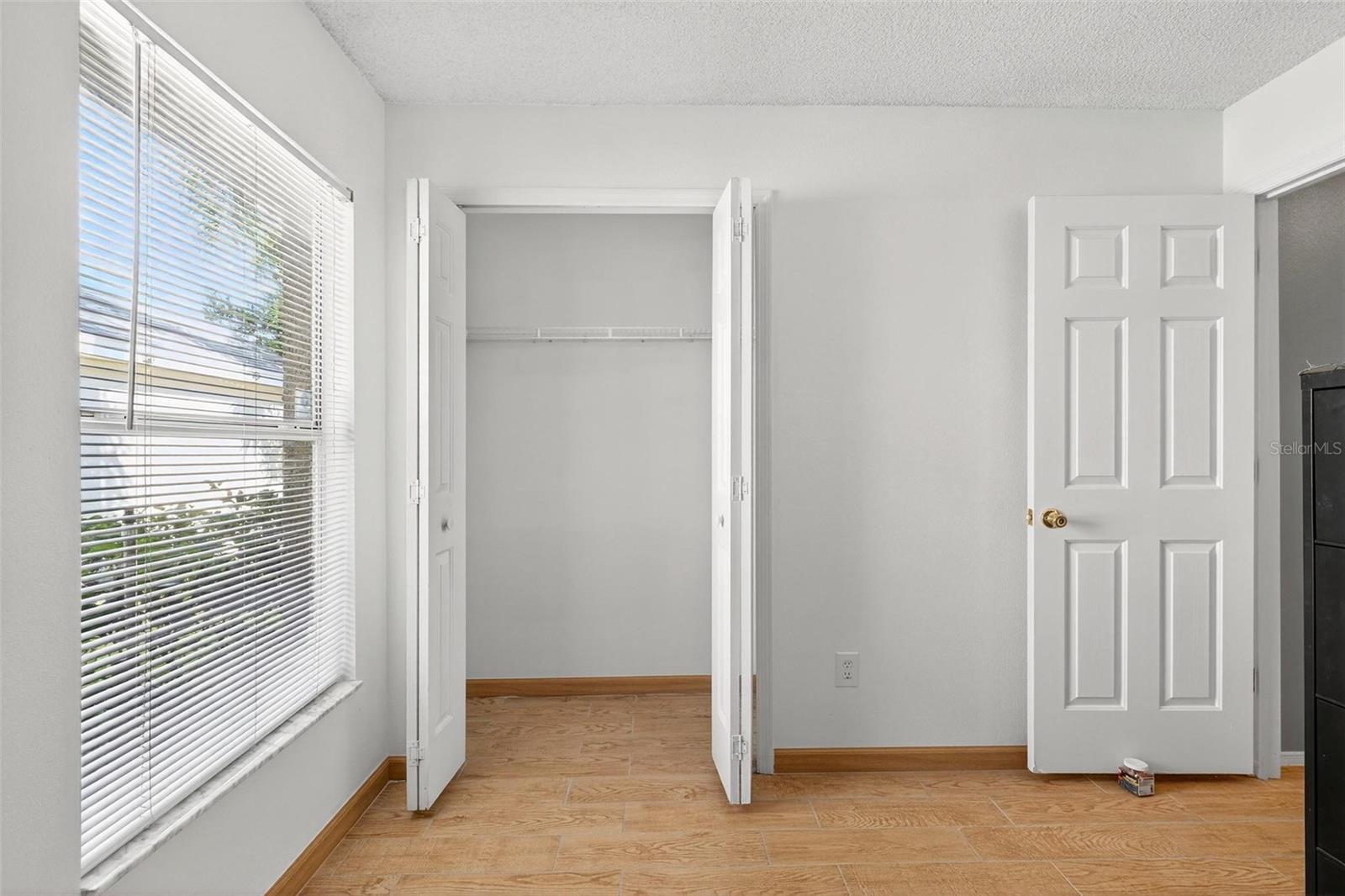 Image 36 of 48 For 1140 Windy Way