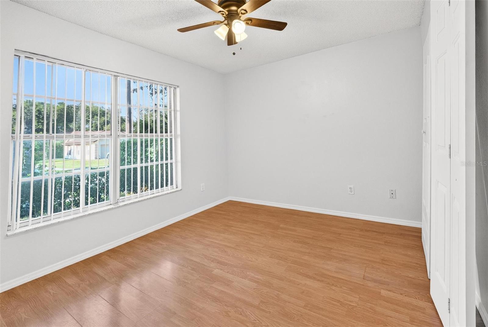 Image 37 of 48 For 1140 Windy Way