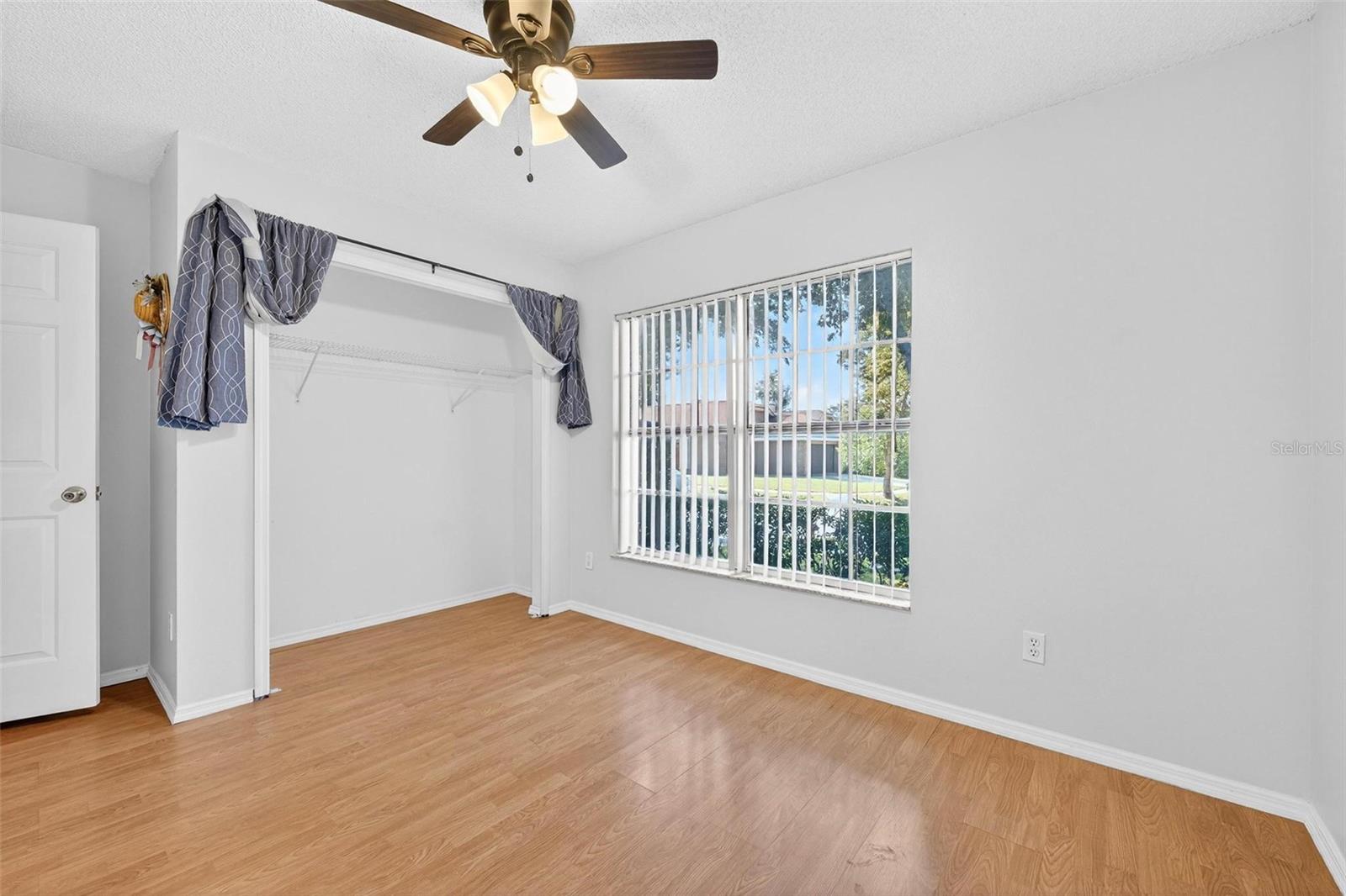 Image 39 of 48 For 1140 Windy Way