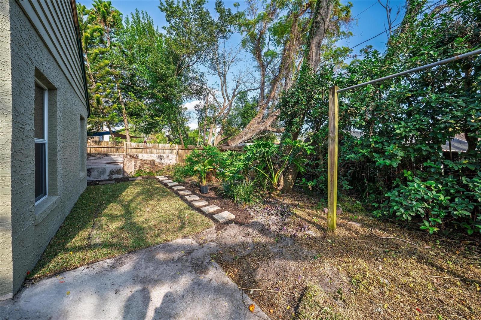 Image 47 of 48 For 1140 Windy Way