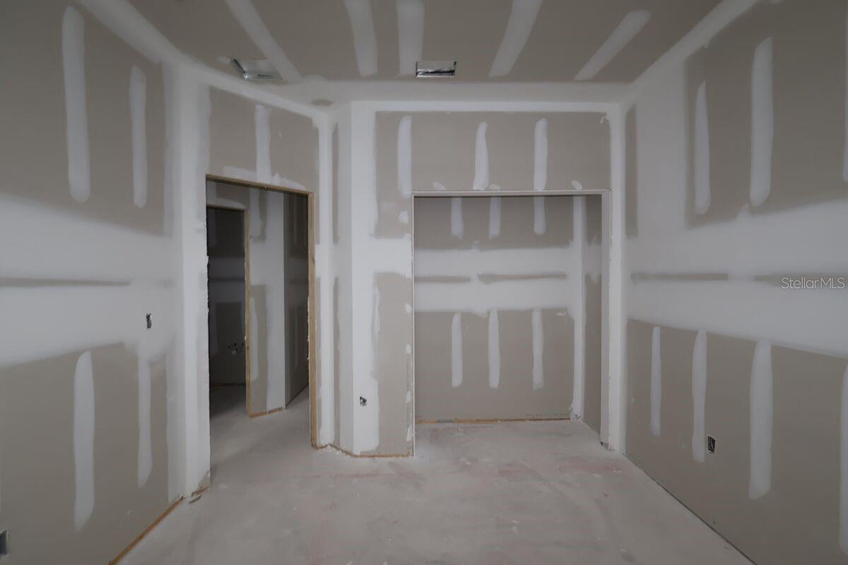 Image 8 of 20 For 691 Pothos Street