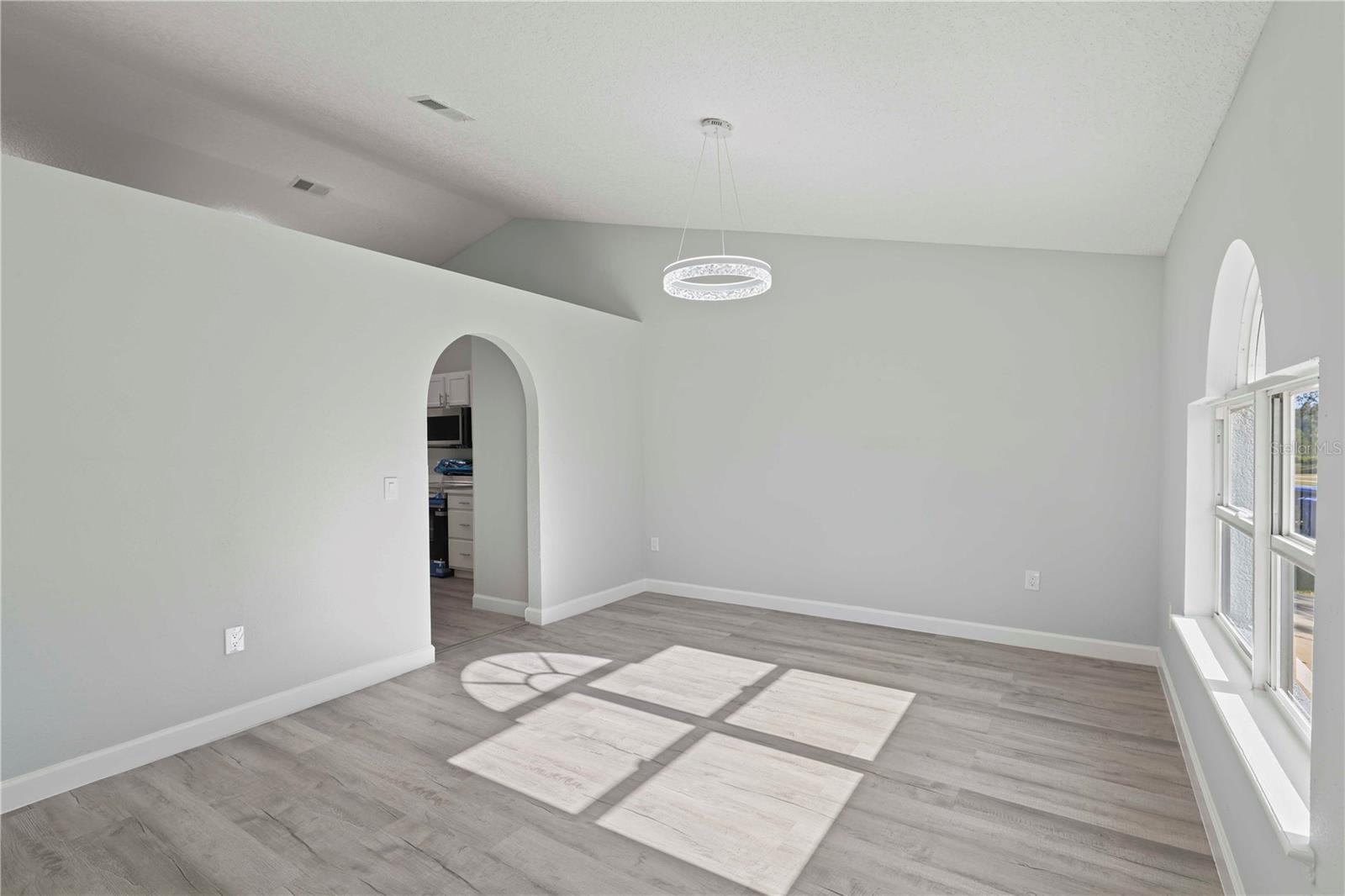 Image 10 of 42 For 941 Jayhil Drive