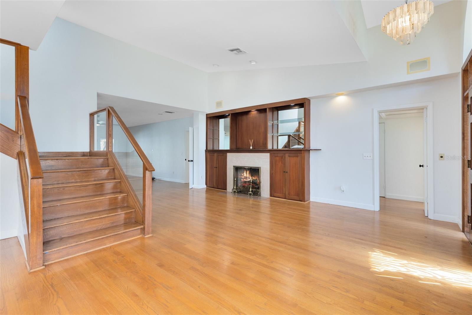 Image 2 of 41 For 1205 Mayfield Avenue