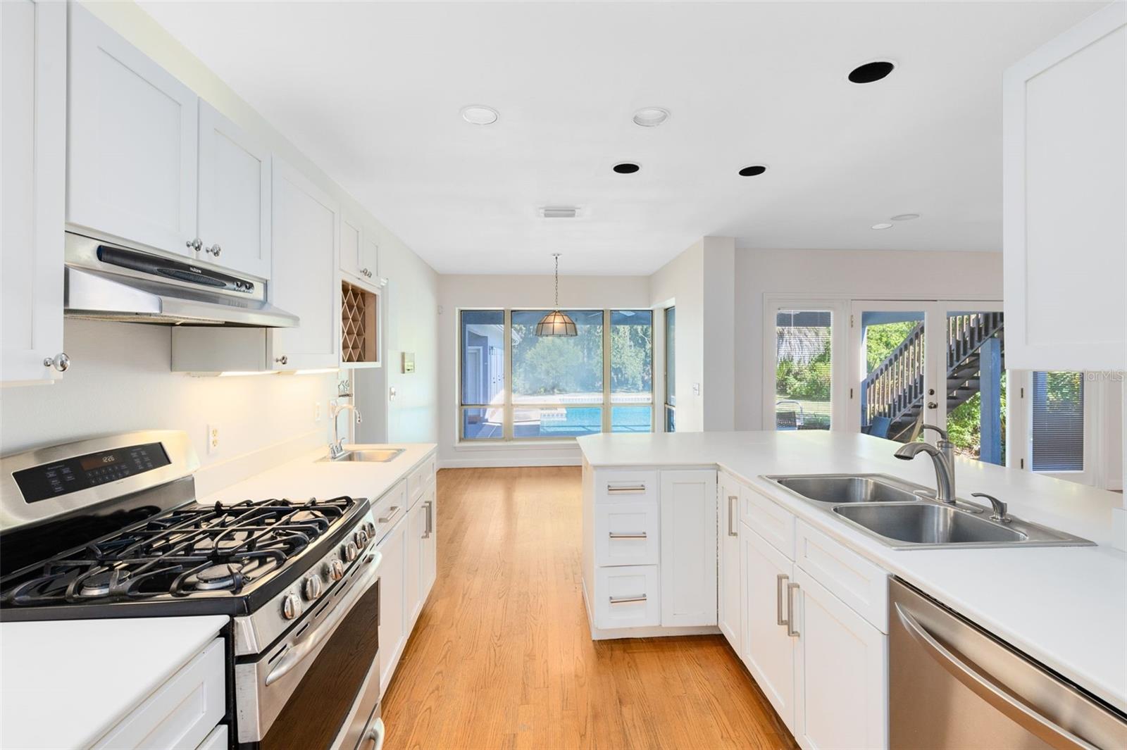 Image 8 of 41 For 1205 Mayfield Avenue