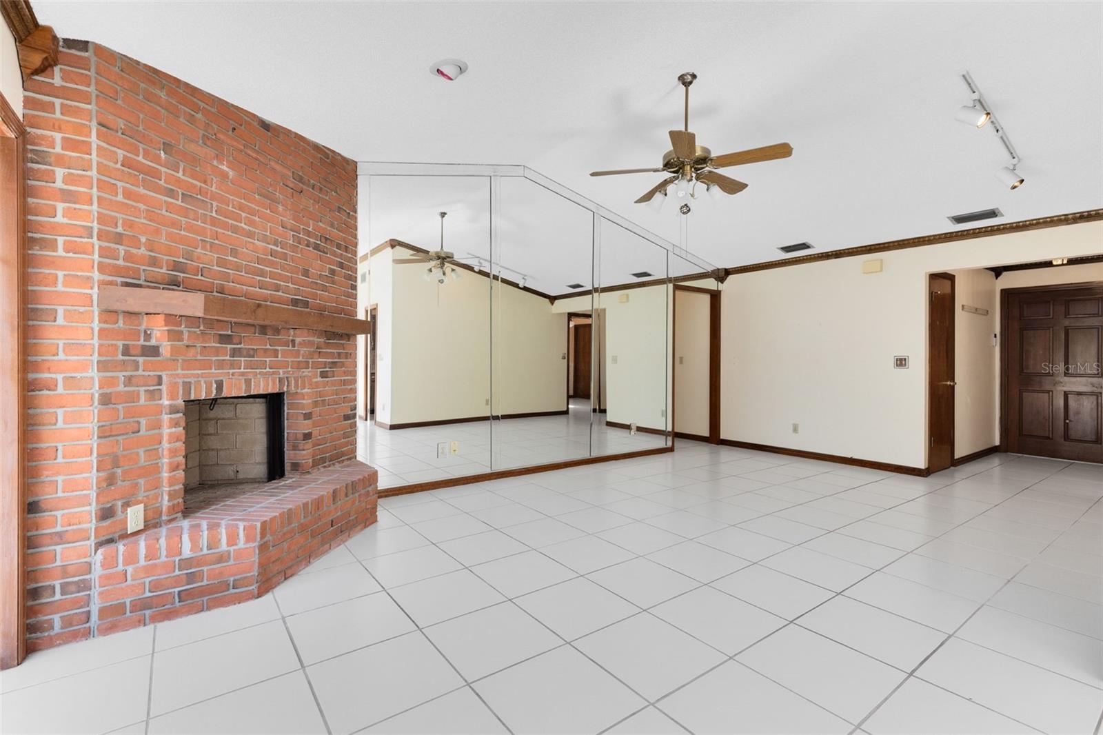 Image 5 of 32 For 3540 Jennie Jewel Place